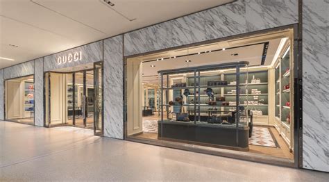 Gucci store Edmonton mall